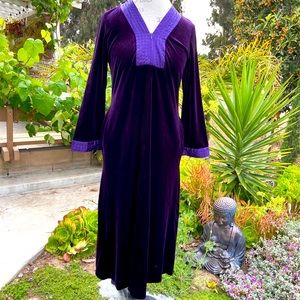 Oscar de la Renta pink label velvet nightgown